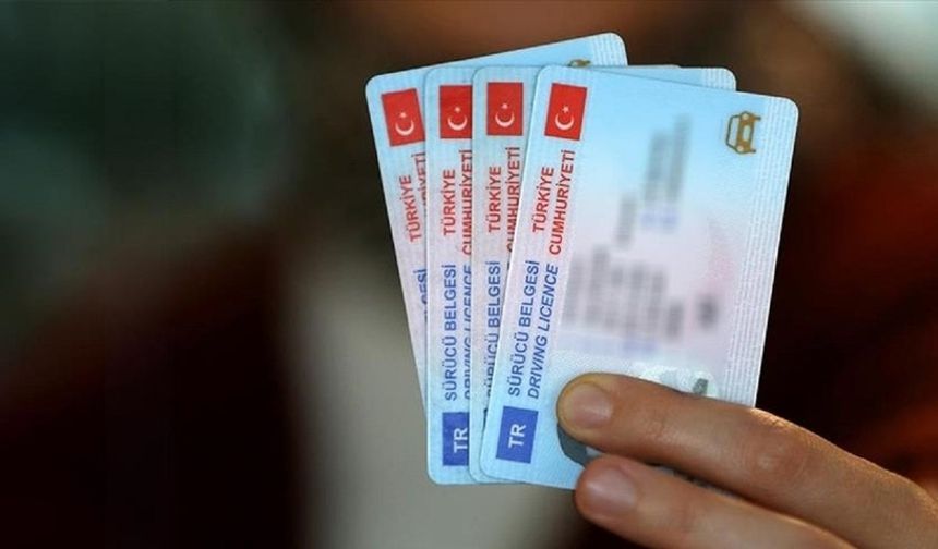 Eski ehliyetler için geri sayım başladı! Bu tarihi kaçıranlar 7 bin 438 TL ödeyecek