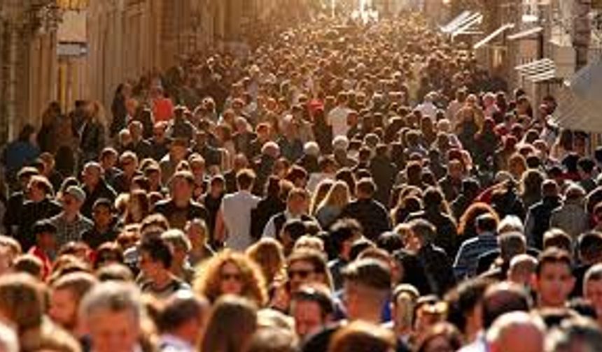Türkiye’de göç haritası değişiyor! 2024’te 2,7 milyon kişi iller arasında yer değiştirdi