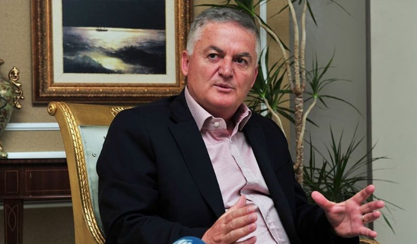 Emekli askeri hakimden flaş sözler: "Hulusi Akar'ın kızı da aynı muameleyi görsün"