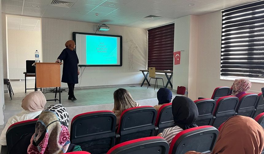 Akyurt'ta bağımlılıkla mücadele adımı: Yaşam Becerileri semineri verildi