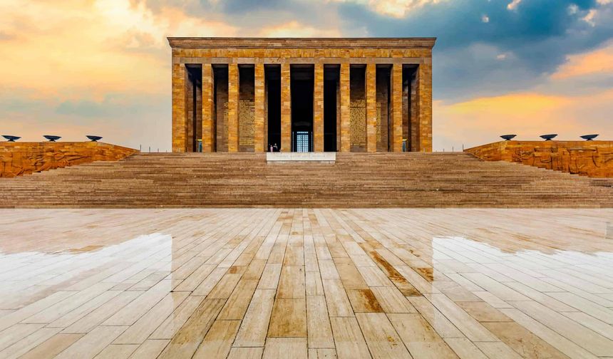 Anıtkabir'de saygı duruşu: Devlet erkanı Ata'nın huzurunda