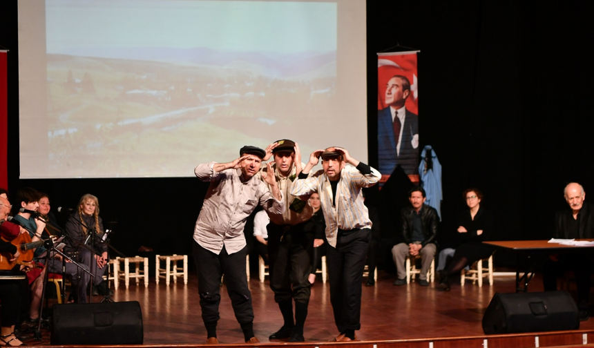 Mamak’ta sanat dolu gece: “Köyün Enisdosu” izleyiciyle buluştu