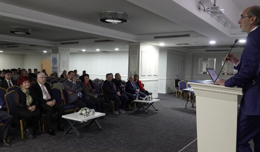 Yaşlılıkta sağlıklı kalmanın yolları Ankara'da masaya yatırıldı