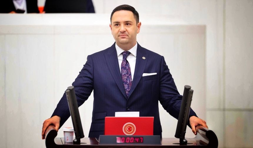 CHP Ankara Milletvekili Umut Akdoğan OSTİM Teknik Üniversitesi'nde gençlerle buluşuyor
