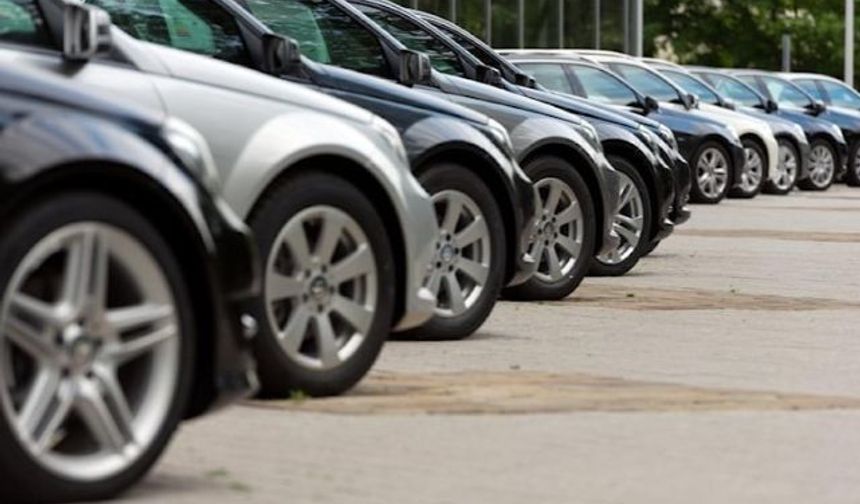 Sıfır araç alacaklar dikkat! En sorunlu otomobil markaları açıklandı