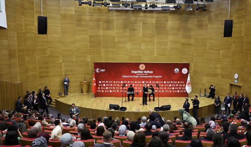 Engeller sanatla aşıldı: TBMM'de anlamlı konser