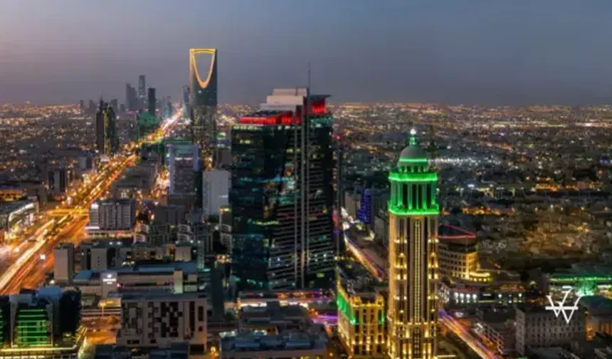 Husilerden Suudi Arabistan’a saldırı: Riyad ve Aramco tesisleri hedef alındı