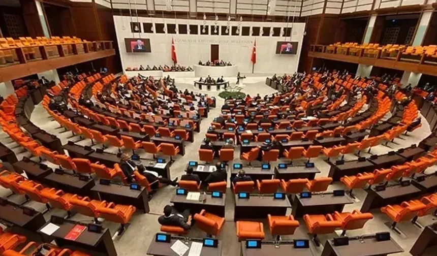 Meclis'te dokunulmazlık gündemi! Özgür Özel dahil 12 vekil hakkında fezleke süreci başladı