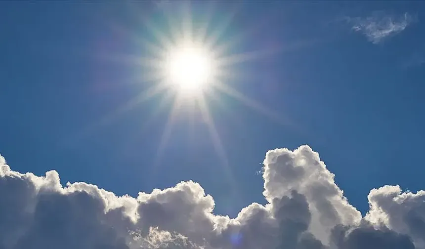 Meteoroloji Uyardı: Karadeniz ve Doğu'da Kuvvetli Yağış Bekleniyor