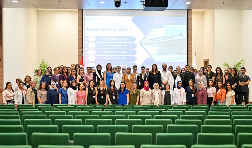 Kadın Sağlığına Yönelik Temel Düzey Acil Kursu Ankara’da Düzenlendi