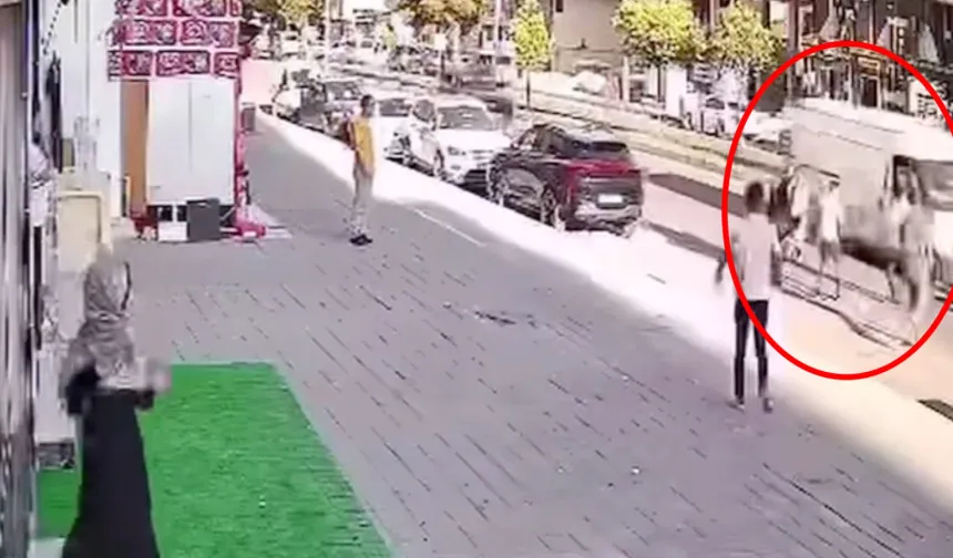 Mardin'de Bıçaklı Kavga Can Aldı: Kaçarken Minibüs Çarptı