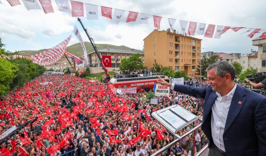 CHP lideri Özel'den flaş sözler: "Mahkemeyi TRT'den canlı yayınlayın.. Hodri meydan!"