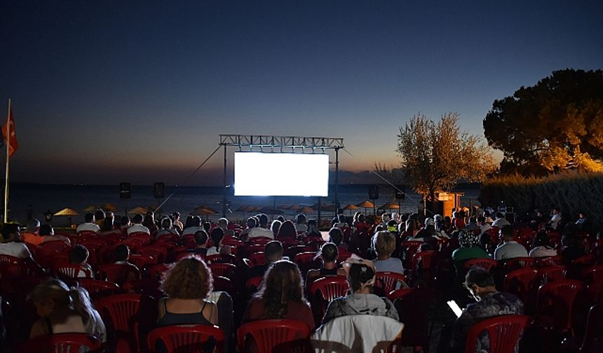 Ankara'da ailecek gidilecek yaz etkinliği! Temmuz-Ağustos ücretsiz sinema takvimi