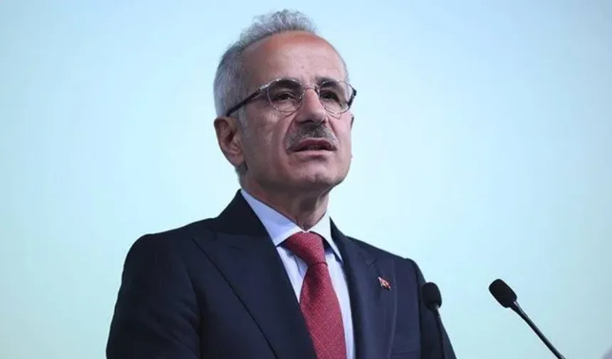 Depremin ardından Bakan Uraloğlu'ndan açıklama: "İletişimde aksama yok"