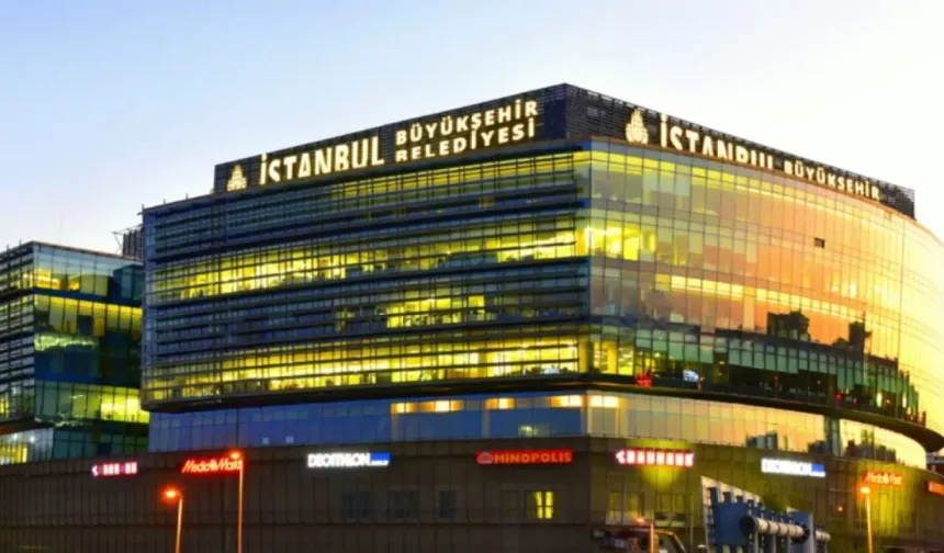 İBB davasında yeni ek iddianame: Milyonluk ödemeler, hediye kartları ve 200 bin dolar iddiası!