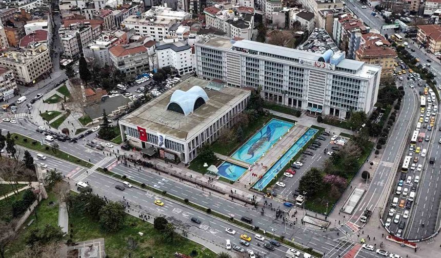 İBB davasında kritik gelişme: Savcı 7 isim için tahliye istedi!