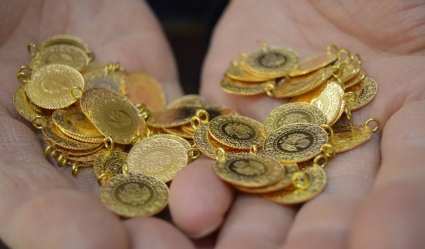 Altın fiyatlarında rekor seri sürüyor: Gram, çeyrek ve yarım altın ne kadar oldu?
