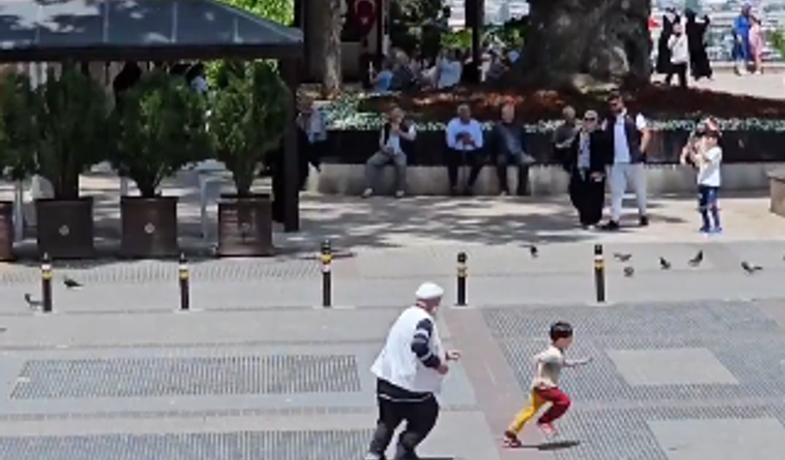 Bursa'da torununun peşinden koşan dede yüreklere dokundu
