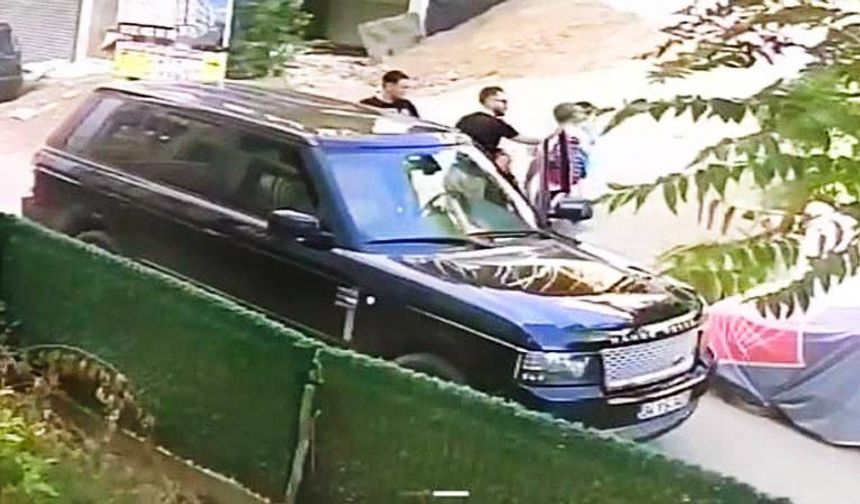 Çocuklarının gözü önünde tokat atmıştı: O şahsın iş yeri kurşunlandı!