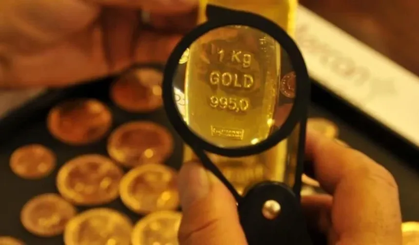 Altın fiyatları fed öncesi güçlenen doların etkisiyle geriledi: 15 Eylül altın fiyatları...