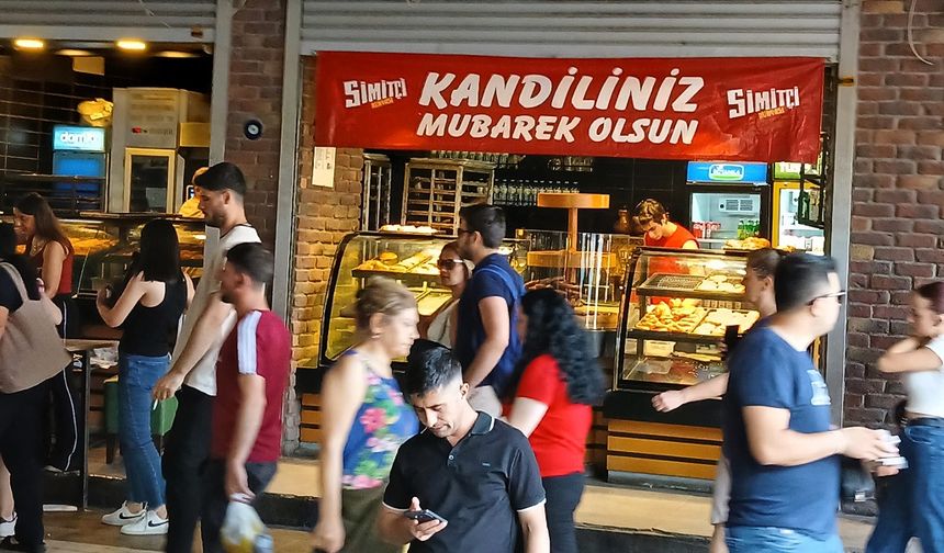 Kandil simitleri tezgâhları süsledi