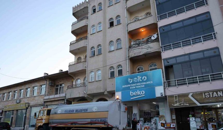 Akıllara durgunluk veren olay: Annesinin cansız bedeni ile 1 ay yaşadı!