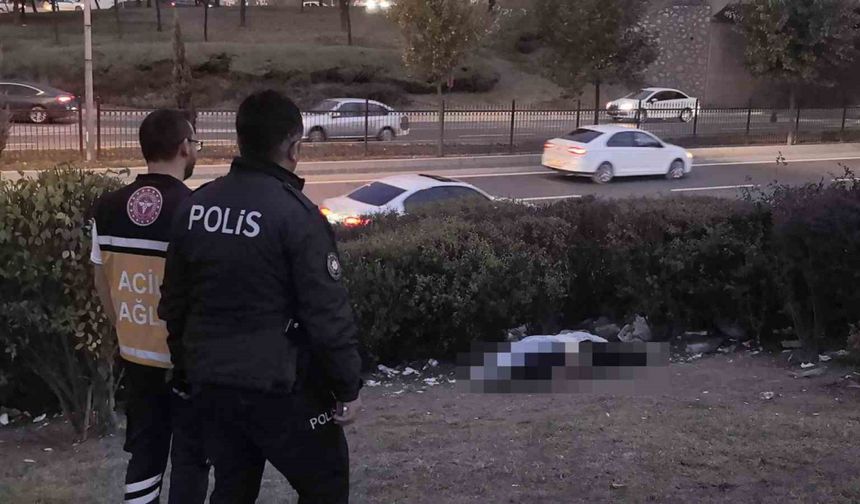 İnegöl’deki köprülü kavşakta korkunç olay! Bir erkeğin cansız bedeni bulundu