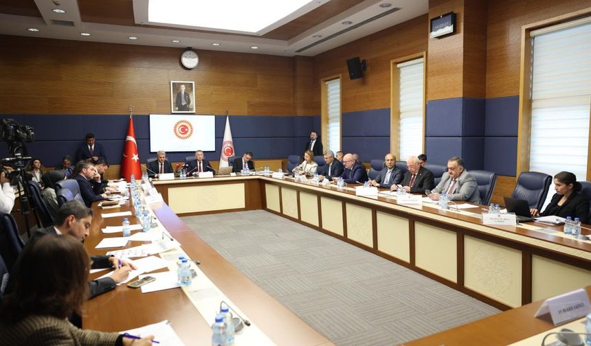 TBMM Dışişleri Komisyonu Başkanı Fuat Oktay’dan SDG ve Suriye Mesajı