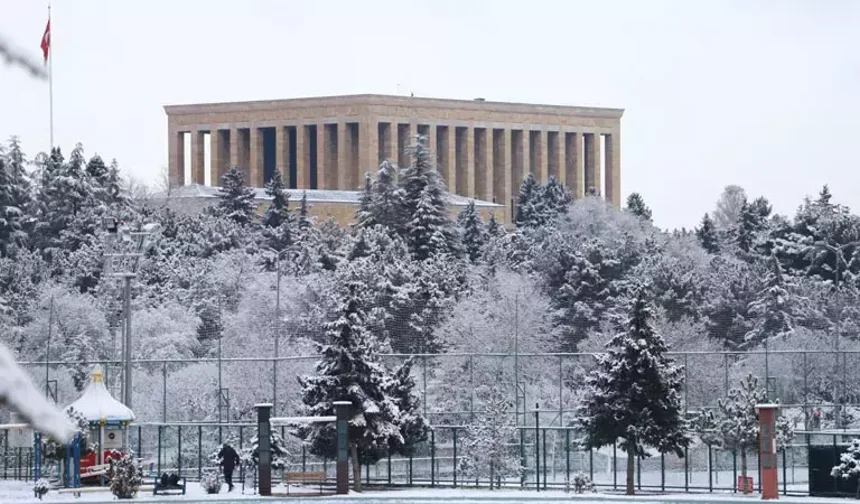 Ankara için kritik saatler başlıyor! Kar ve don aynı anda kapıda