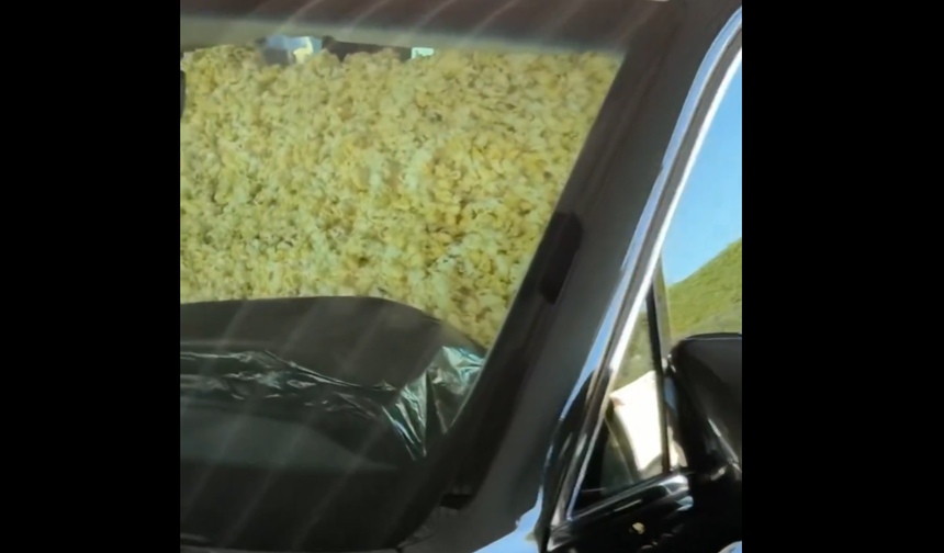 Milli basketbolcumuz Adem Bona'ya çıldırtan şaka: Arabasının içini patlamış mısırla doldurdular!