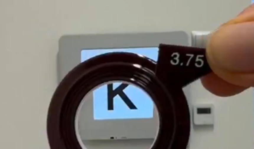 Göz doktoru gösterdi: 3.75 derece miyop dünya böyle görünüyor