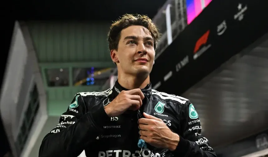 Singapur GP: Russel pole pozisyonuna yükseldi