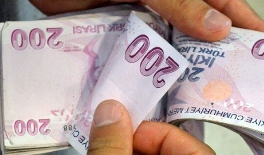 Milyonlarca kişiyi ilgilendiriyor! Zamlı maaşlar bu tarihlerde hesaplara yatacak