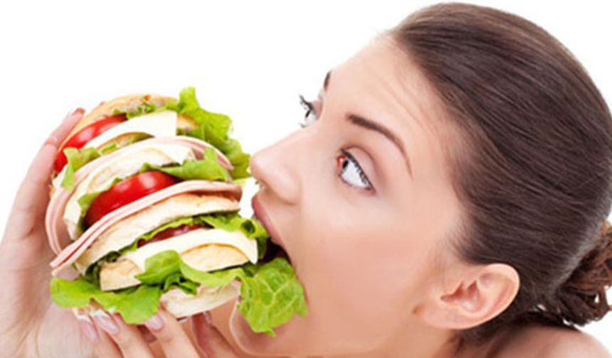 Yanlış beslenmede zehirlenme ve kalp krizi riski var! Uzmanından kritik uyarılar