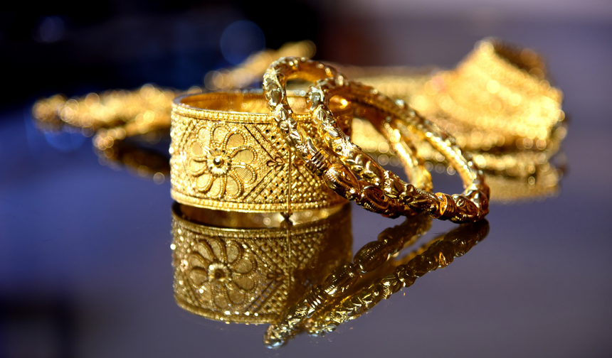 İslam Memiş'ten 2026 uyarısı geldi: Altında sert düşüş ihtimali var!