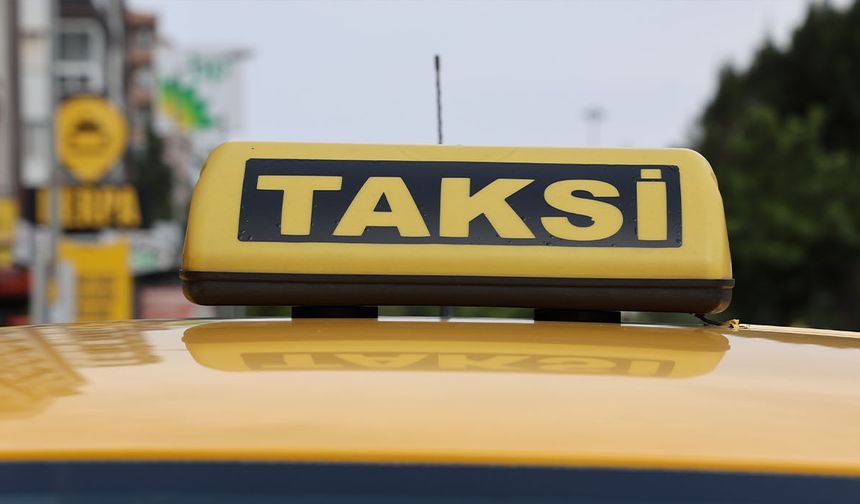 Övgüler Ankara taksicilerine! Oyuncu yaşadığı olayı anlattı