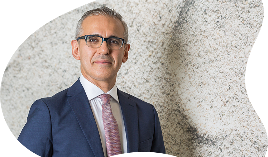 Op. Dr. Selim Muğrabi kimdir? Hangi hastanede çalışıyor?