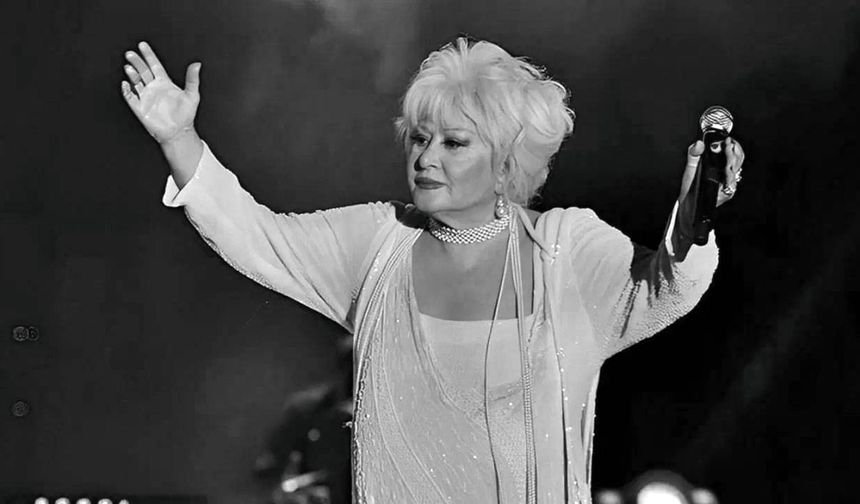 Türk sanat müziğinin efsane sesi Muazzez Abacı 78. yaş gününde hayatını kaybetti