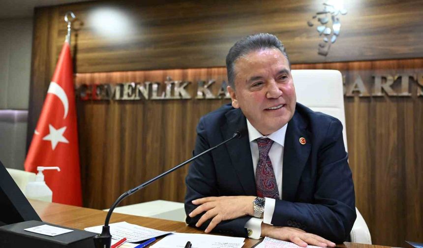 Muhittin Böcek hakkındaki 702 sayfalık iddianame kabul edildi