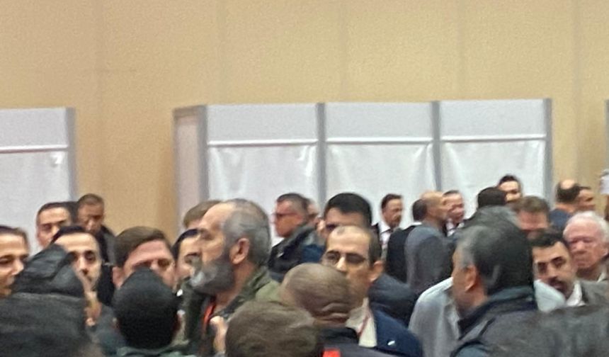 Gençlerbirliği Genel Kurulu’nda kavga çıktı: İki aday çekildi, başkanlık Arda Çakmak’a kaldı