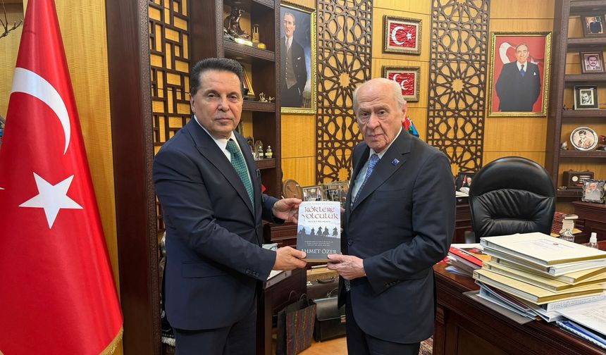 Eski Esenyurt Belediye Başkanı Ahmet Özer’den Bahçeli’ye sürpriz ziyaret!