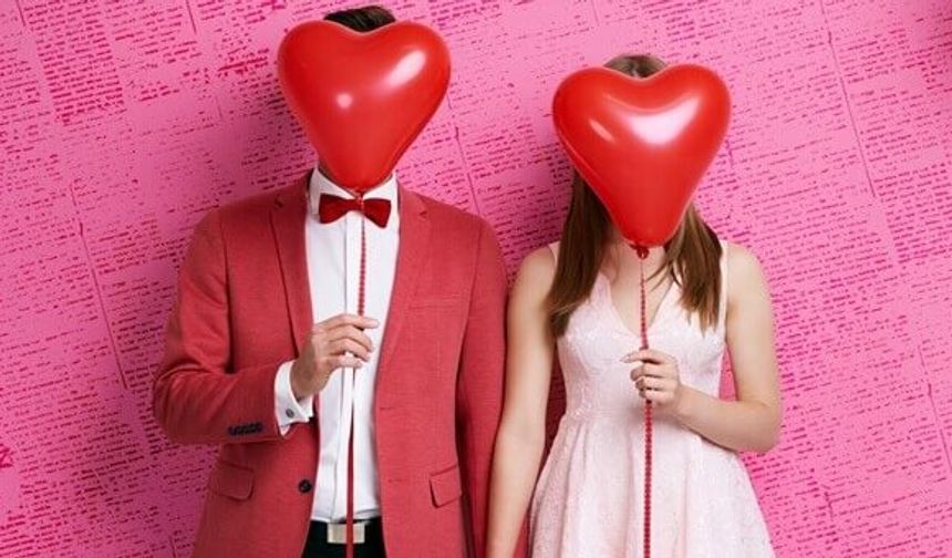 Hüzünbaz ilişkiler Ankara’da sahnede