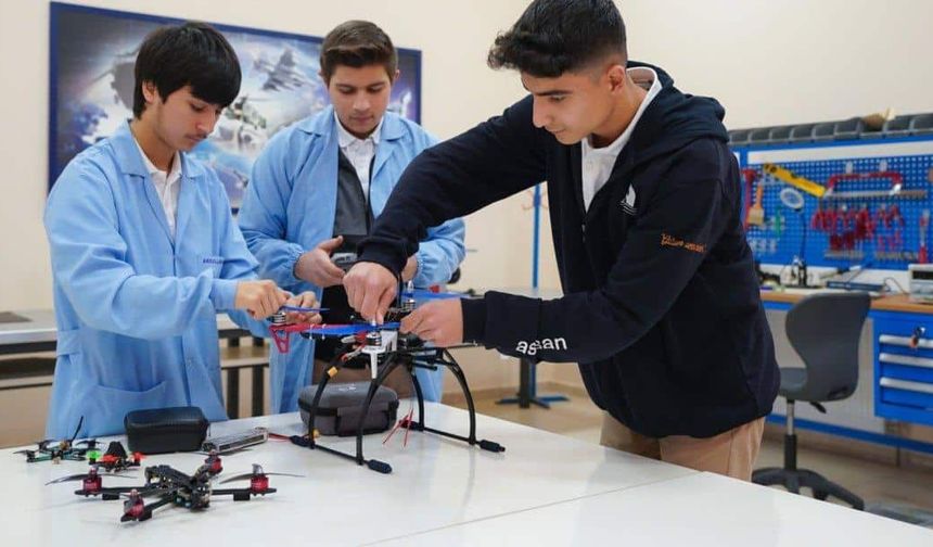 İş dünyasından flaş teklif: Meslek liselilere askerlik muafiyeti gündemde!