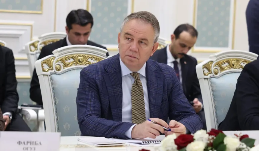 AK Parti’den Özgür Özel’e sert çıkış! İnanç üzerinden siyaset yapılıyor