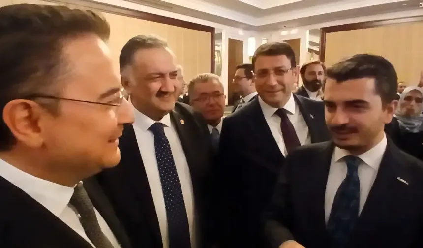 TÜSİAD resepsiyonunda Babacan’la Güner arasındaki “Baskı var mı?” diyaloğu