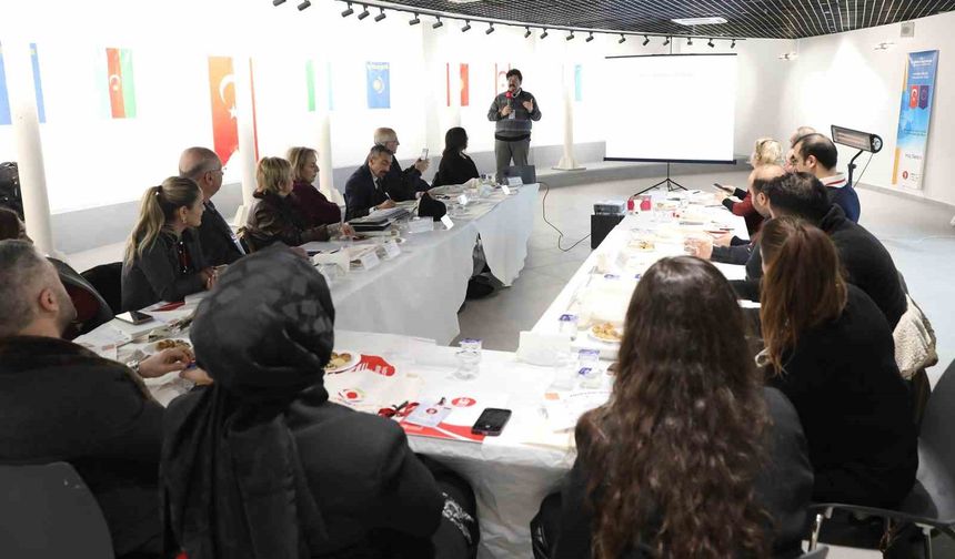 Keçiören’de sivil toplum kuruluşlarına yönelik PCM eğitimi düzenlendi