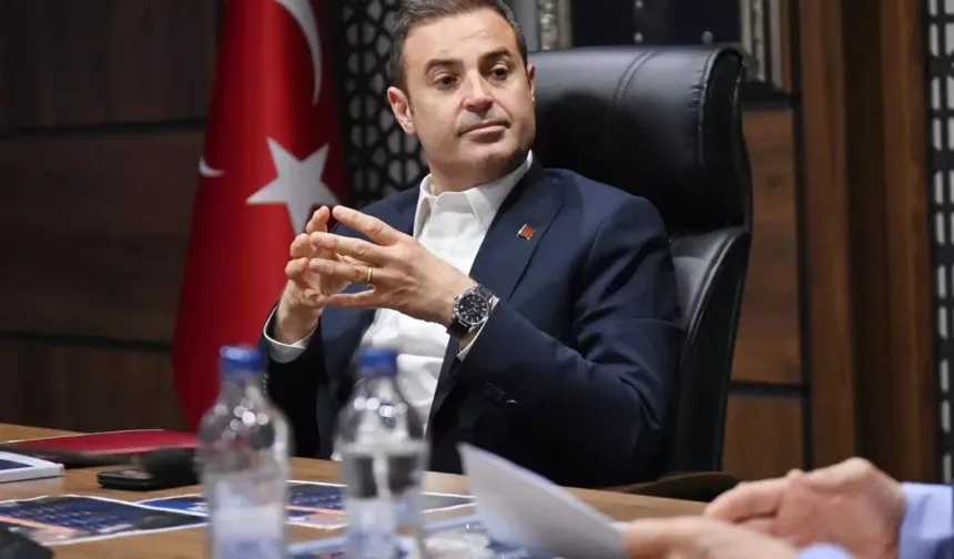 Ahmet Akın’dan parti değişikliği iddialarına net yanıt!