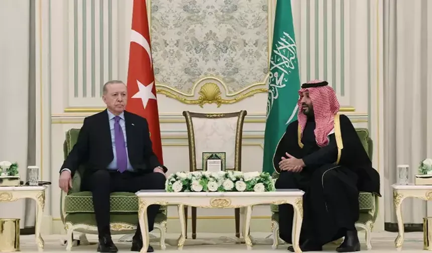 Erdoğan Riyad’da: Veliaht Prens Selman ile kritik görüşme gerçekleştirildi!