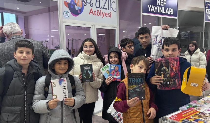 Ankara Pursaklar'da kitap seferberliği! 4. Kitap Günleri yoğun ilgiyle başladı