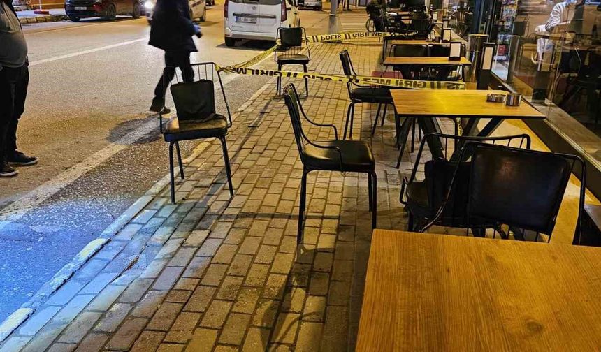 Sapanca’da kafede silahlı saldırı: 20 yaşındaki genç yaralandı, şüpheli kaçtı